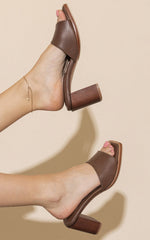 James Smith - Bellagio Sandal in Brown Vintage