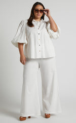 Amalie The Label - Janae Linen Blend Collared Puff Sleeve Button Up Shirt in Ivory