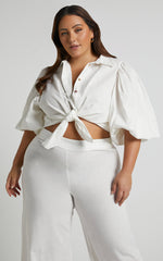 Amalie The Label - Janae Linen Blend Collared Puff Sleeve Button Up Shirt in Ivory