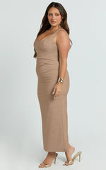 Benita Midi Dress - Scoop Neck Ruched Fitted Dress in Mocha