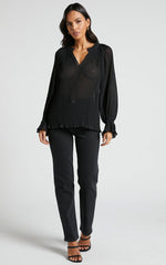 Kerray Top - V Neck Long Sleeve Pleated Top in Black