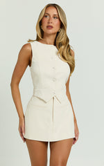 Lalisa Top - Tailored Crew Neck Crop Vest in Stone