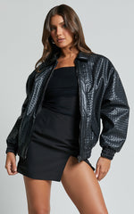 Lioness - Kenny Bomber - Bottega PU in Onyx