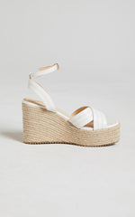 Verali - Callie Wedges in White Softee