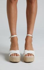 Verali - Callie Wedges in White Softee