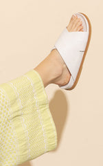 James Smith - La Sponda Slides in White